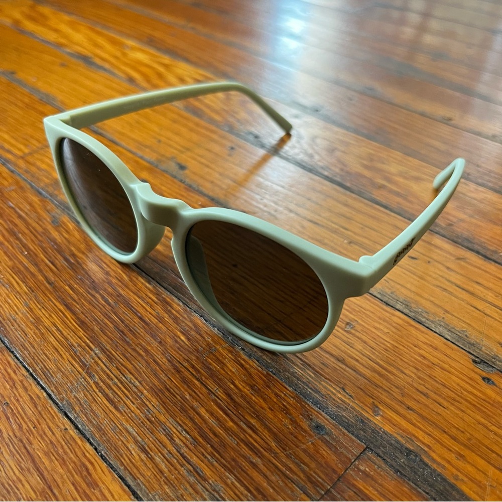 Goodr Green Sunglasses